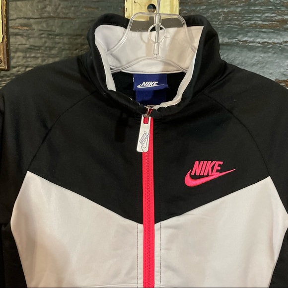 Nike Kids Black and White Zip-Up Jacket - Picture 5 of 11